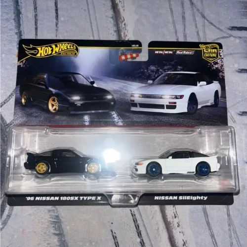 Hot Wheels 2’li Nissan Set