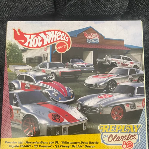 Hot wheels 80. Yıl özel zamac set