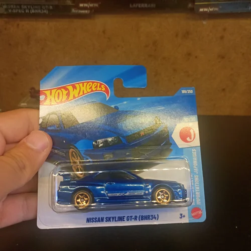 hot wheels Nissan Skyline r34