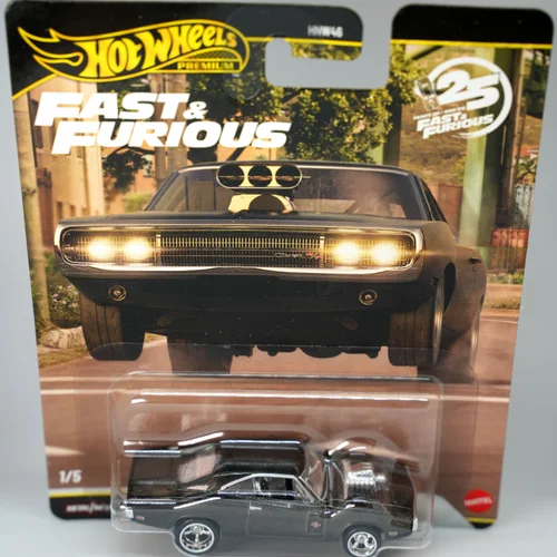 Hot Wheels Premium 1970 Dodge Charger R/T
