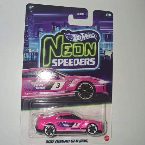Hot wheels Neon Speeders Nissan gt r R35